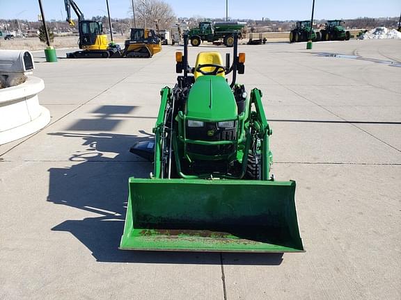 Image of John Deere 1025R equipment image 2
