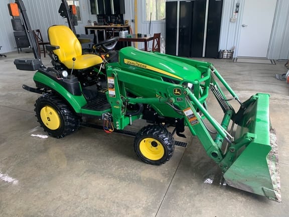 2014 John Deere 1025R Image