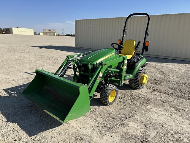 Image of John Deere 1025R equipment image 2