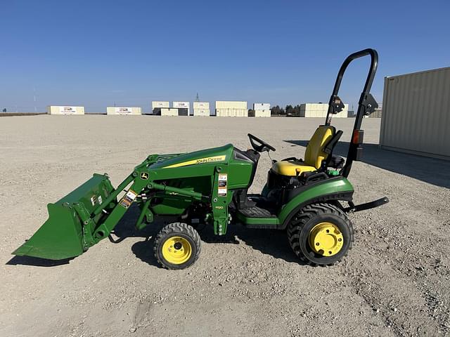 Image of John Deere 1025R equipment image 3