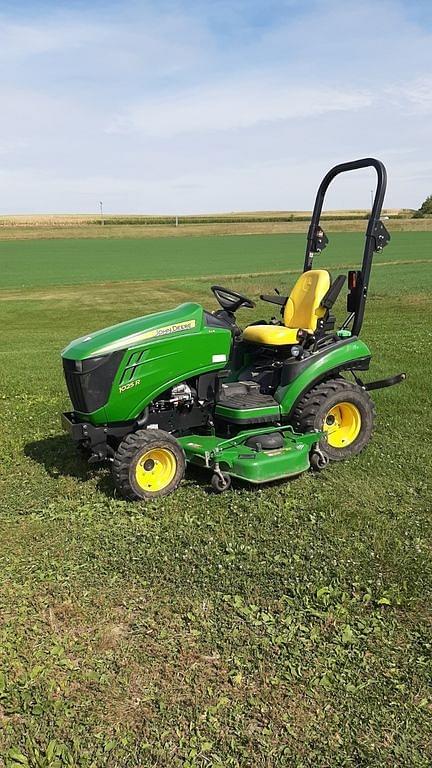 Image of John Deere 1025R Primary image