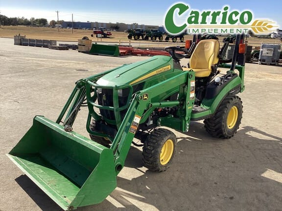 2014 John Deere 1025R Equipment Image0