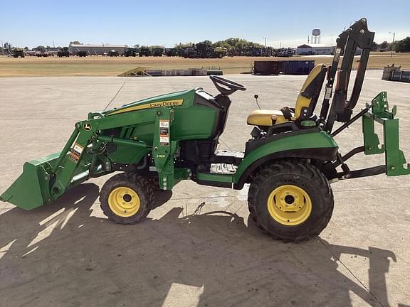 Image of John Deere 1025R equipment image 4