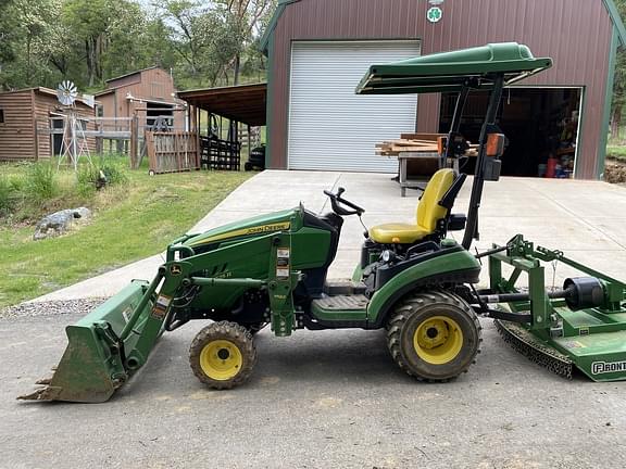Image of John Deere 1025R equipment image 1