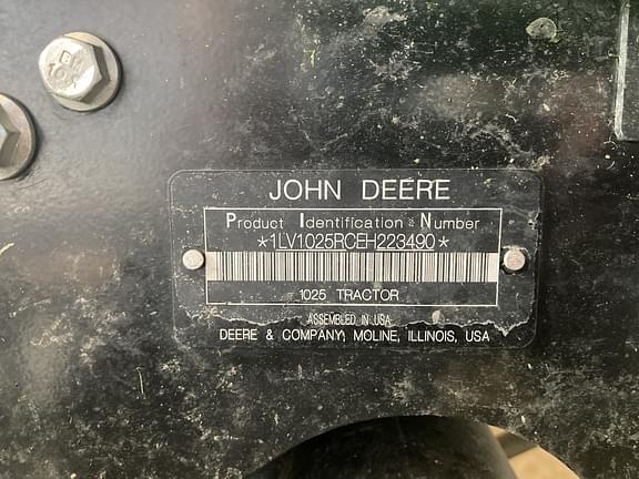 Image of John Deere 1025R equipment image 1