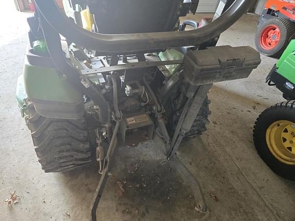 Image of John Deere 1025R equipment image 3