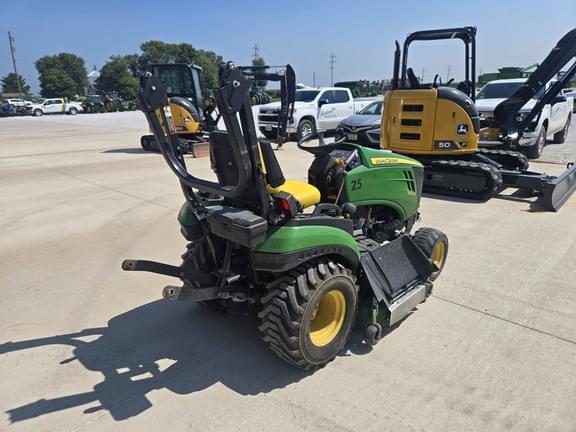Image of John Deere 1025R equipment image 4