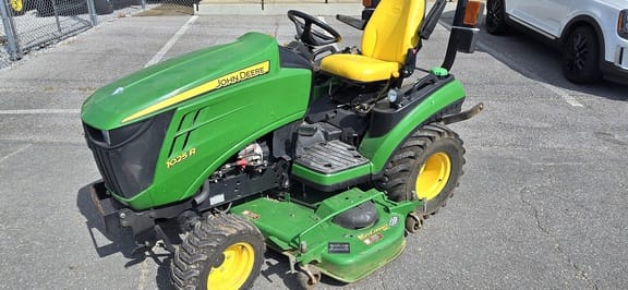 2014 John Deere 1025R Equipment Image0