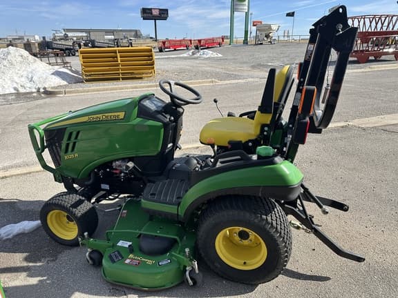 Image of John Deere 1025R equipment image 1
