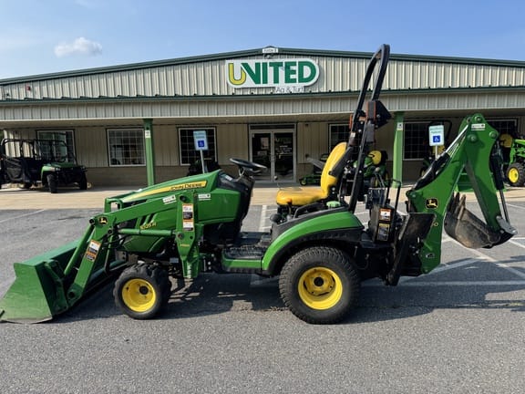 2014 John Deere 1025R Equipment Image0