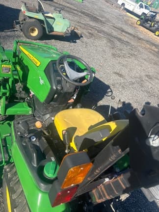Image of John Deere 1025R equipment image 4