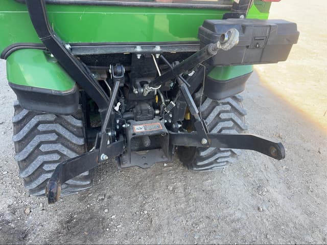 Image of John Deere 1025R equipment image 4