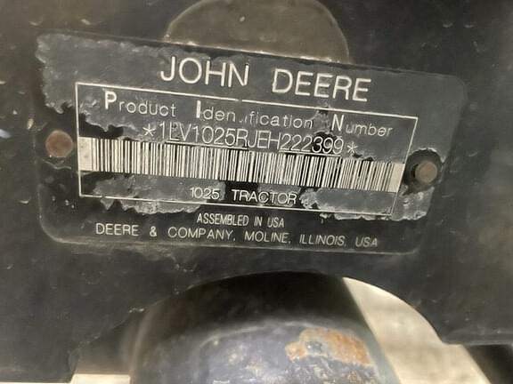 Image of John Deere 1025R equipment image 4