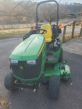 Image of John Deere 1025R equipment image 1