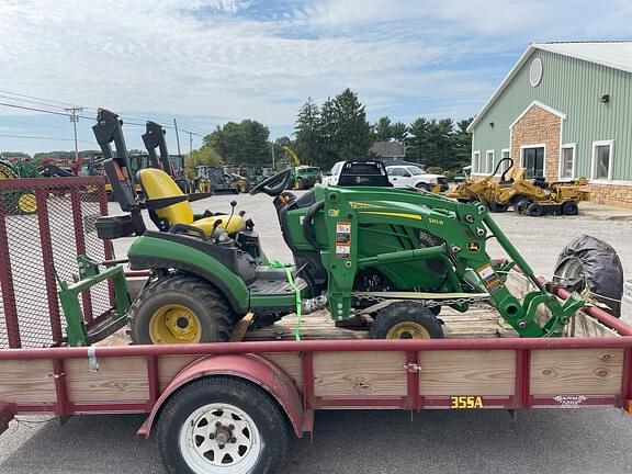 Image of John Deere 1025R equipment image 3