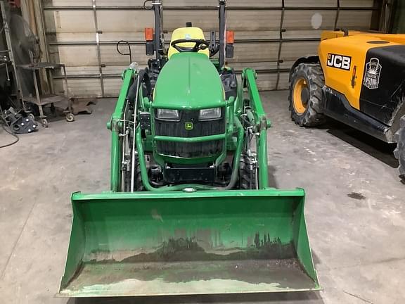 Image of John Deere 1025R equipment image 2