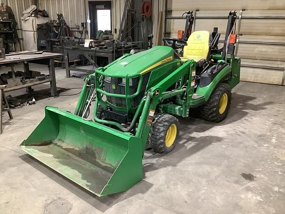 Image of John Deere 1025R equipment image 3