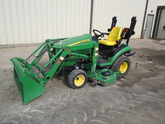 Main image John Deere 1025R