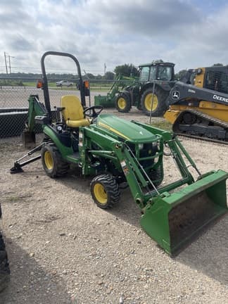Image of John Deere 1025R equipment image 1