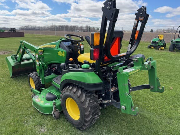 Image of John Deere 1025R equipment image 2