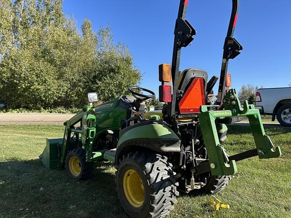 Image of John Deere 1025R equipment image 1