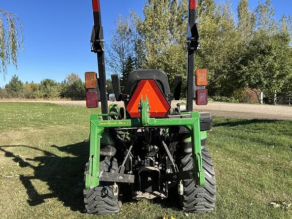 Image of John Deere 1025R equipment image 2