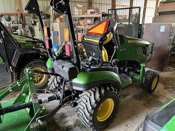Image of John Deere 1025R equipment image 2
