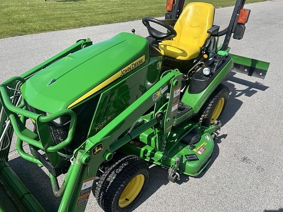 Image of John Deere 1025R equipment image 2