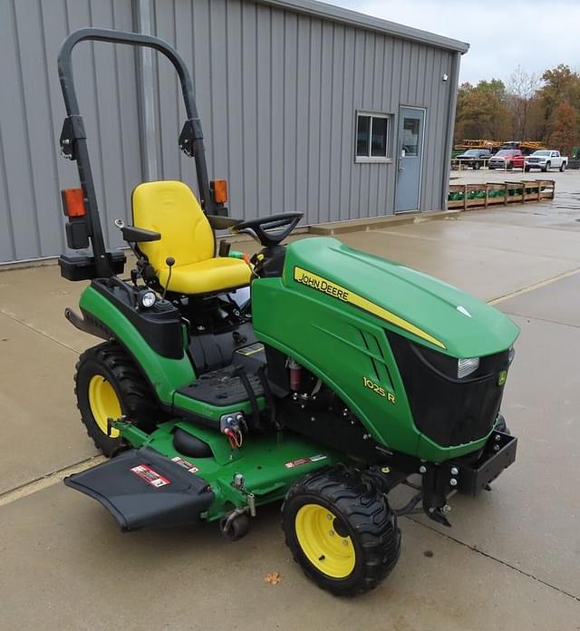 Image of John Deere 1025R equipment image 1