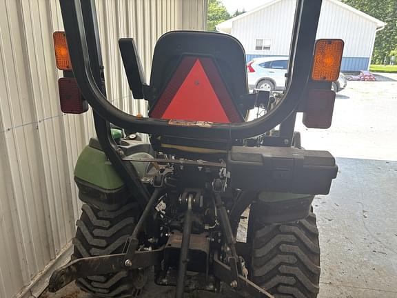 Image of John Deere 1025R equipment image 2