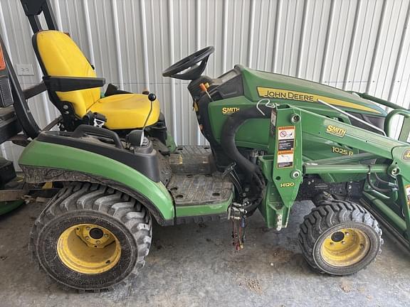 Image of John Deere 1025R Primary image