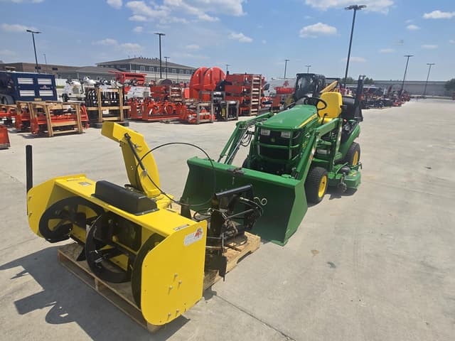 Image of John Deere 1025R equipment image 1