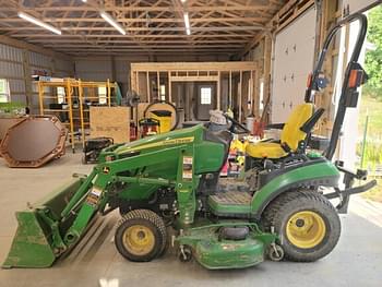 2014 John Deere 1025R Equipment Image0