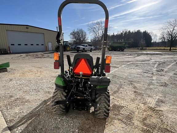 Image of John Deere 1025R equipment image 3