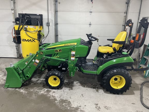 Main image John Deere 1025R