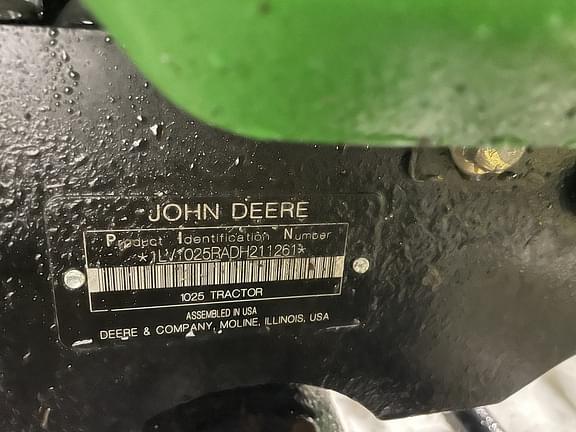 Image of John Deere 1025R equipment image 3