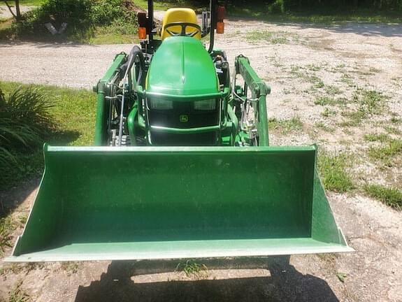 Image of John Deere 1025R equipment image 2