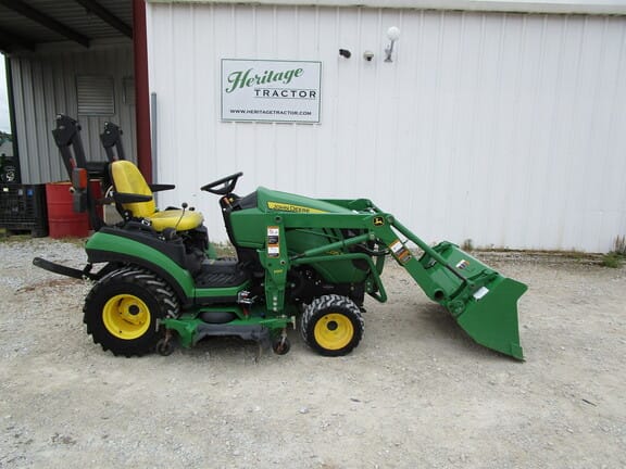 Main image John Deere 1025R