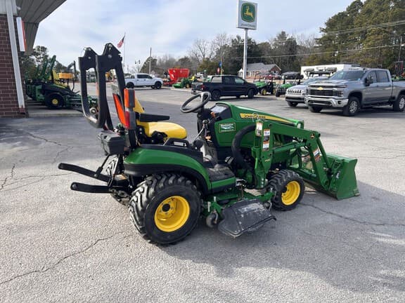 Image of John Deere 1025R equipment image 1