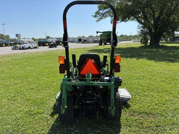 Image of John Deere 1025R equipment image 3