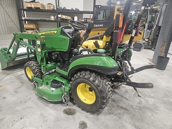 Image of John Deere 1025R equipment image 3