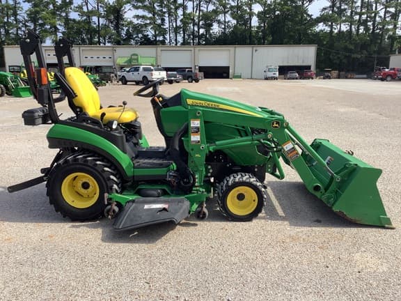 Image of John Deere 1025R equipment image 2