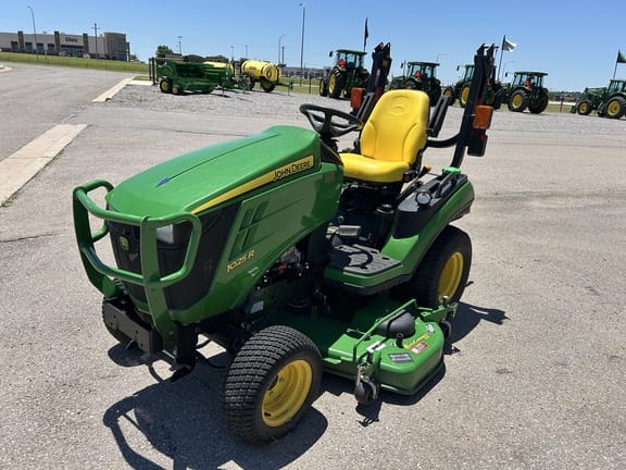 2014 John Deere 1025R Equipment Image0