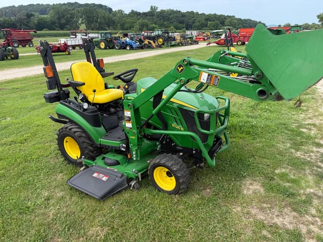 Image of John Deere 1025R equipment image 4