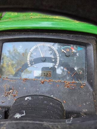 Image of John Deere 1025R equipment image 4