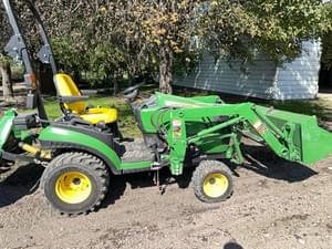 2014 John Deere 1025R Image