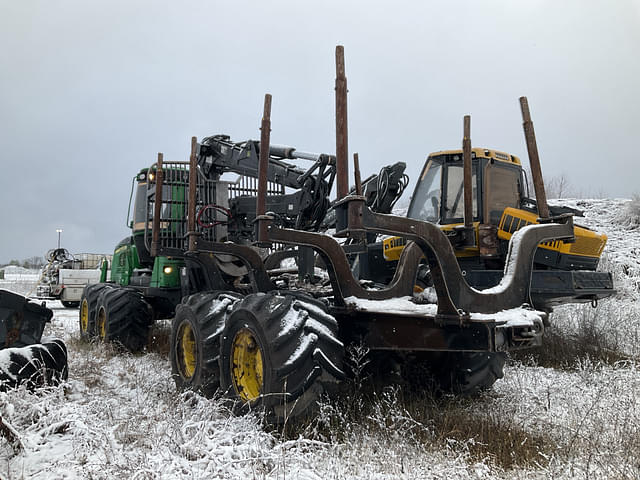 Image of John Deere 1210E equipment image 4