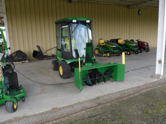 Image of John Deere 1545 equipment image 4