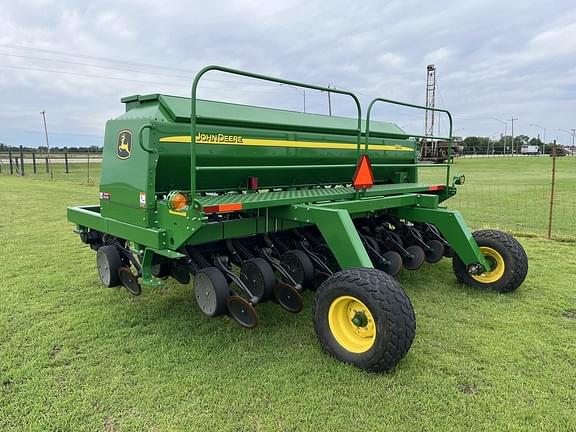 Image of John Deere 1590 equipment image 2