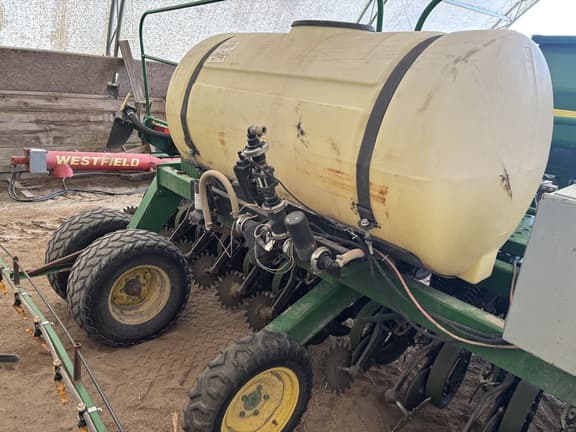 Image of John Deere 1590 equipment image 3